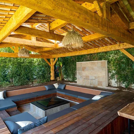 Appartement Charmante Petite Indépendante Avec Grande Terrasse Privée *